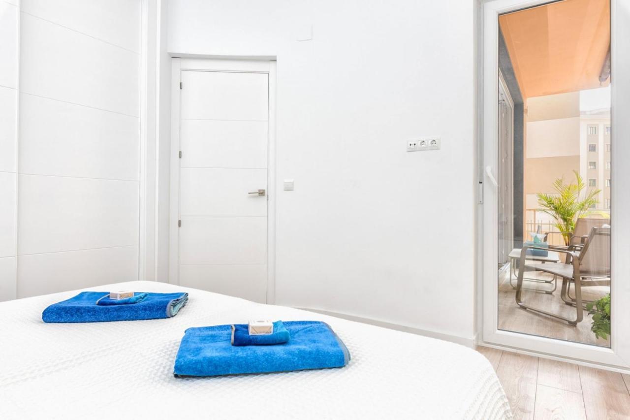 Pinzon Apartment In Malaga By Solaga Holiday Homes Luaran gambar